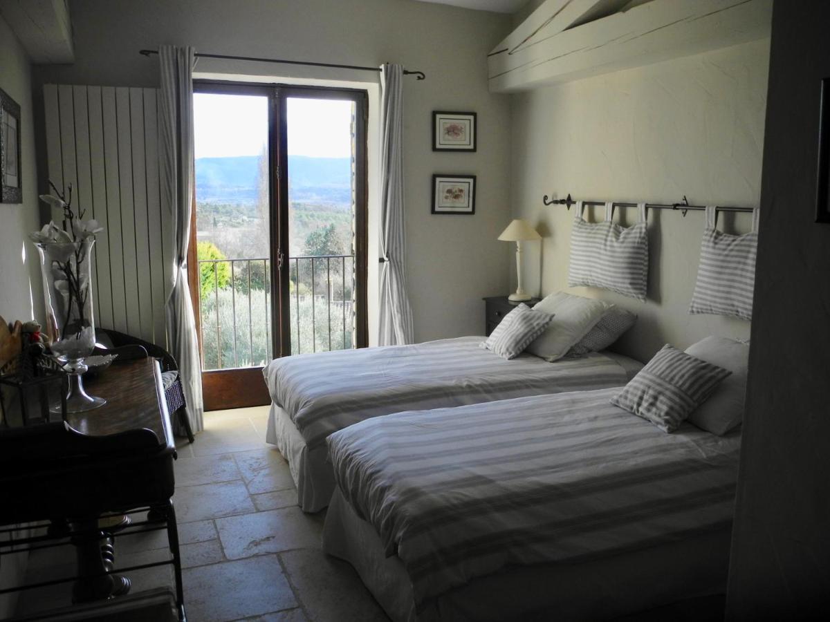 Oustau De Piera Bed & Breakfast Gordes Bagian luar foto
